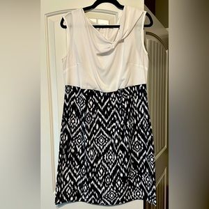 Dressbarn Sleeveless Cowl Neck Dress – Size 14 - Ivory and navy color- EUC